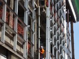 Installing curtain wall returns at the South Elevation 2.jpg